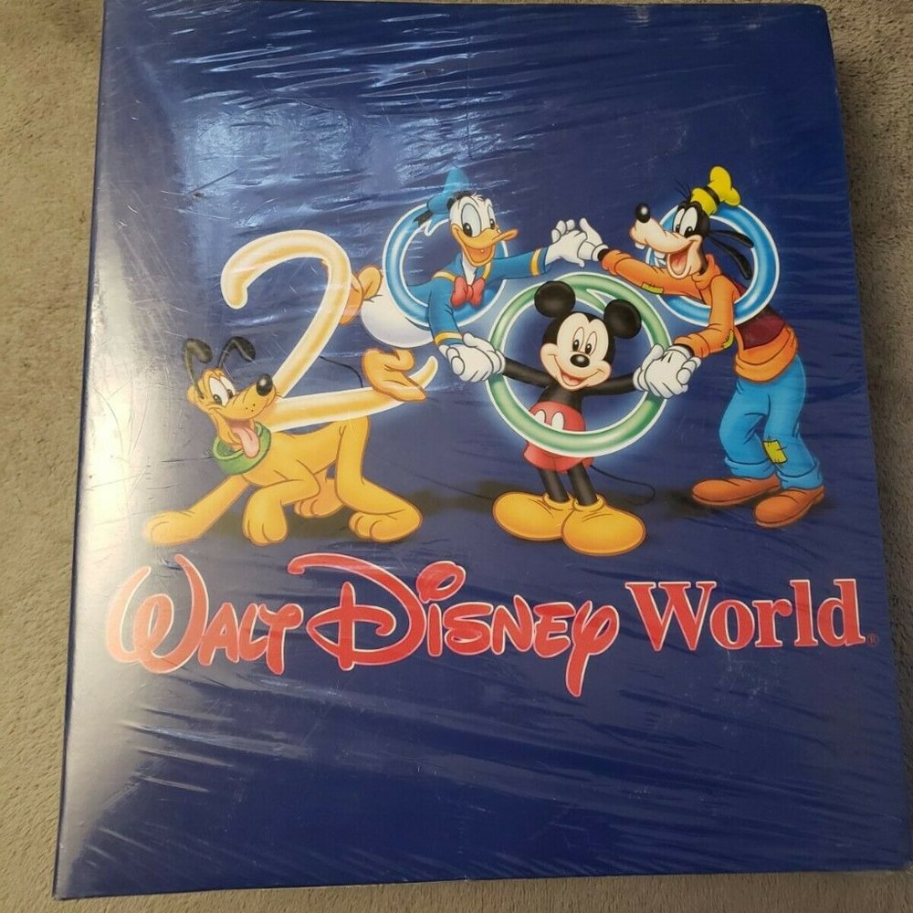 Vintage 2000 Walt Disney World Photo Album